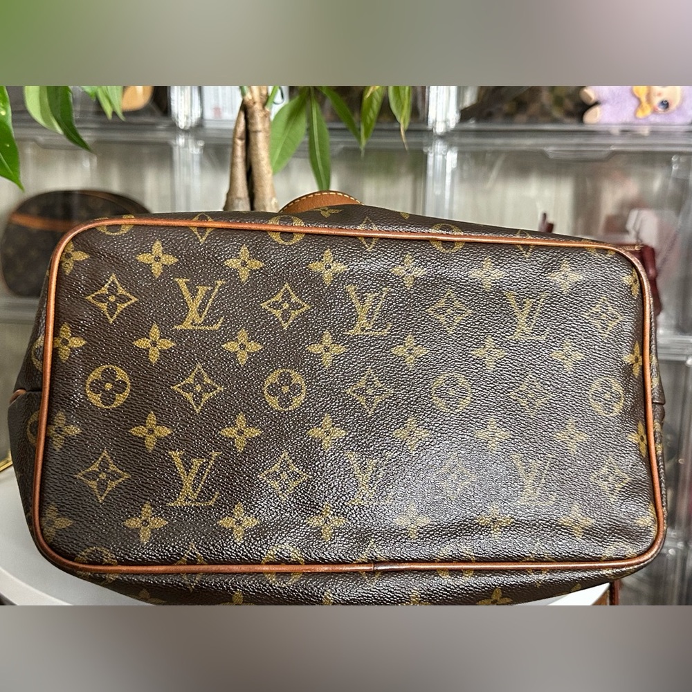 Louis Vuitton Palermo Monogram Brown and Tan Tote pm - Picture 6 of 9